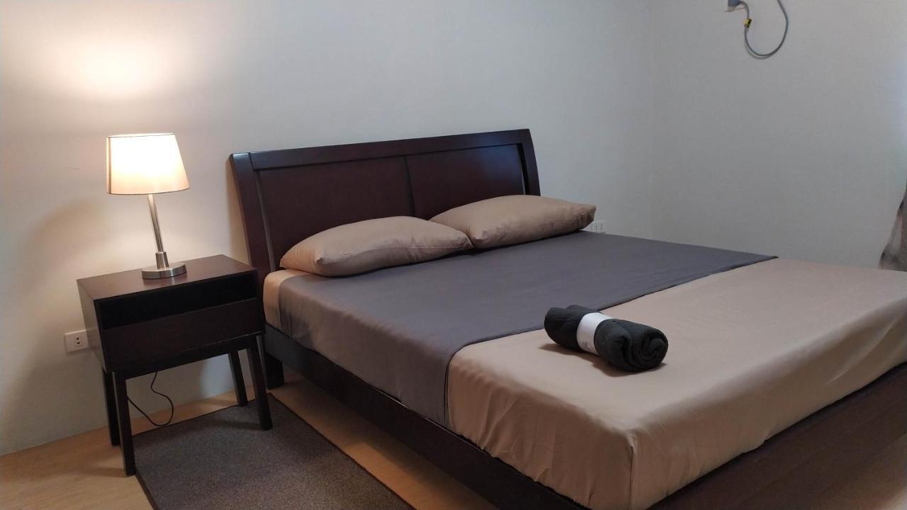 Mactan Airport Guesthouse Lapu-Lapu City Exterior photo