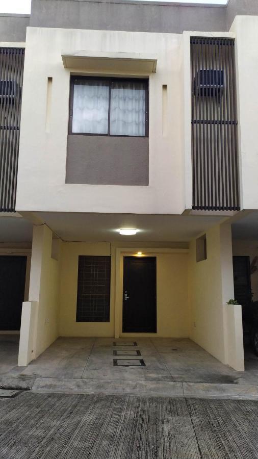 Mactan Airport Guesthouse Lapu-Lapu City Exterior photo